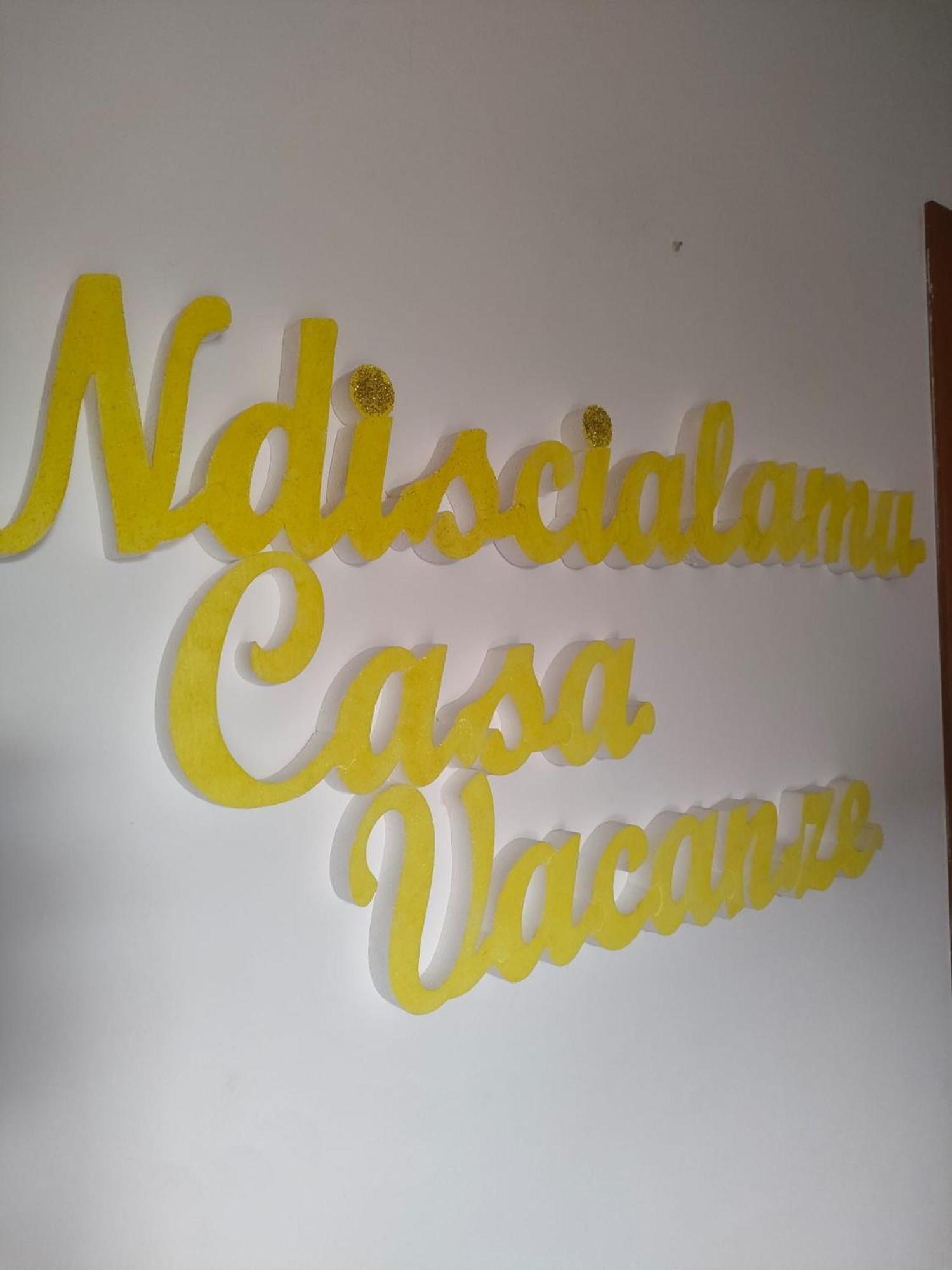 פאלמי Ndiscialamu Casa Vacanze מראה חיצוני תמונה